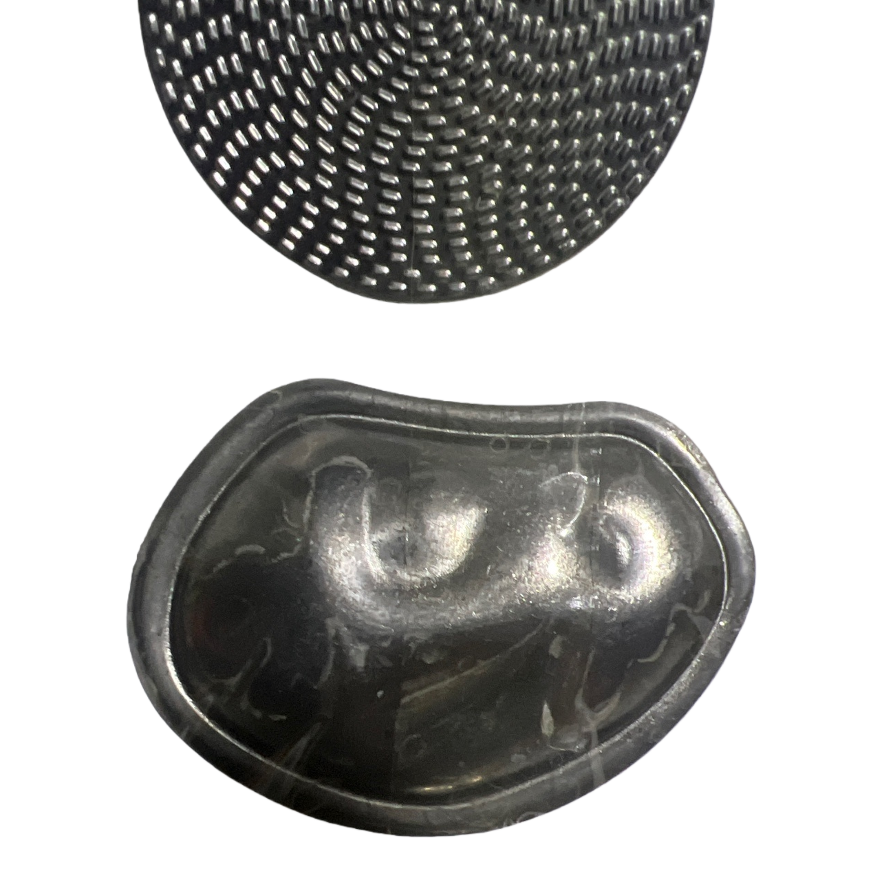 ويمكن تصميم التصميم الهندسي المستخدم لدعم الذقن المعدني من أجل تنظيم تحمل مريحة Item Picture