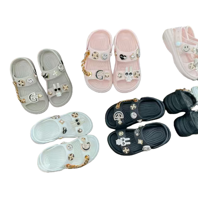 Nordic-style EVA lightweight anti-slip slippers for both men and women, suitable for bathroom and home use all year round Item Picture