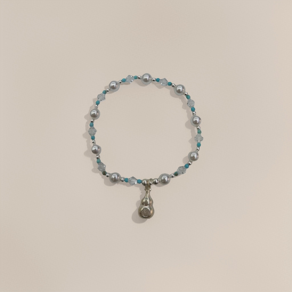 A 925 sterling silver fine chain bracelet is a light luxury accessory that women wear frequently in daily life Specification image
