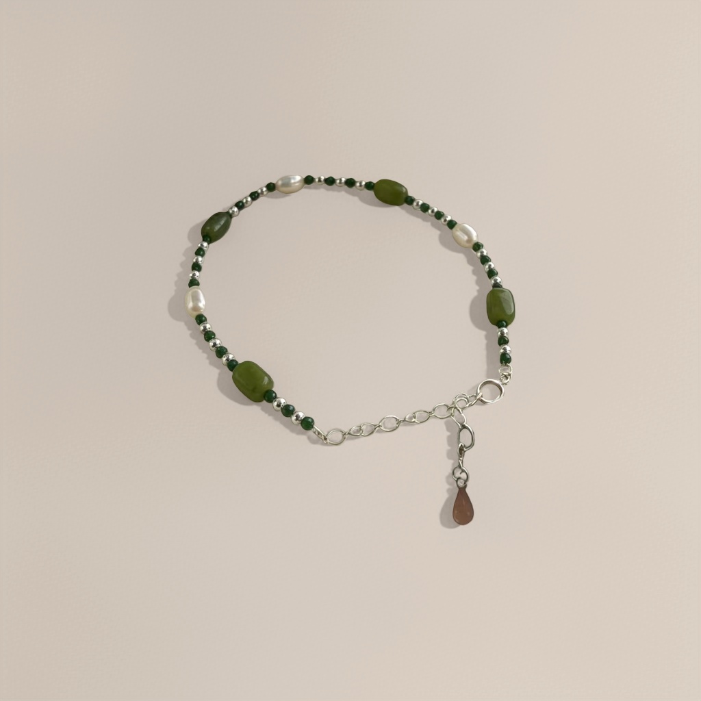 Ladies' fashionable jewelry bracelets are exquisite and versatile, elegant and refined accessories Specification image