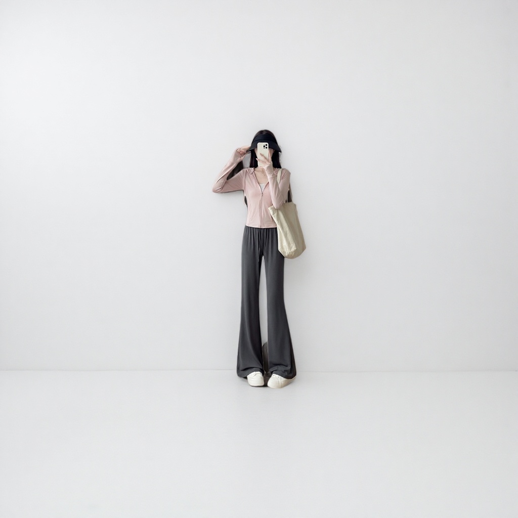 The model appears in pure cotton casual wear for spring and summer, which is comfortable and breathable for daily wear Specification image