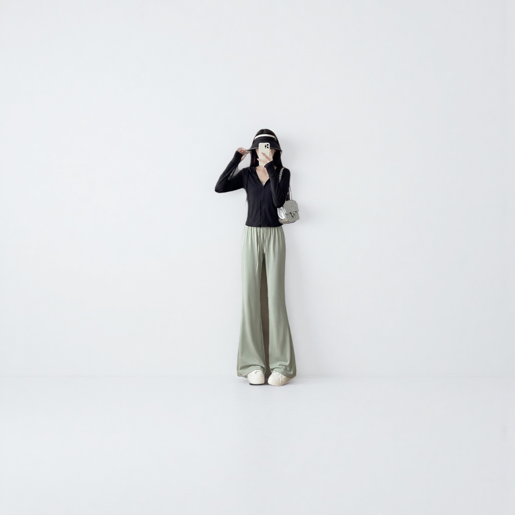 The grey-green wide-leg pants for women have a high waist and a slimming effect. They are the same style for models Application Scenario