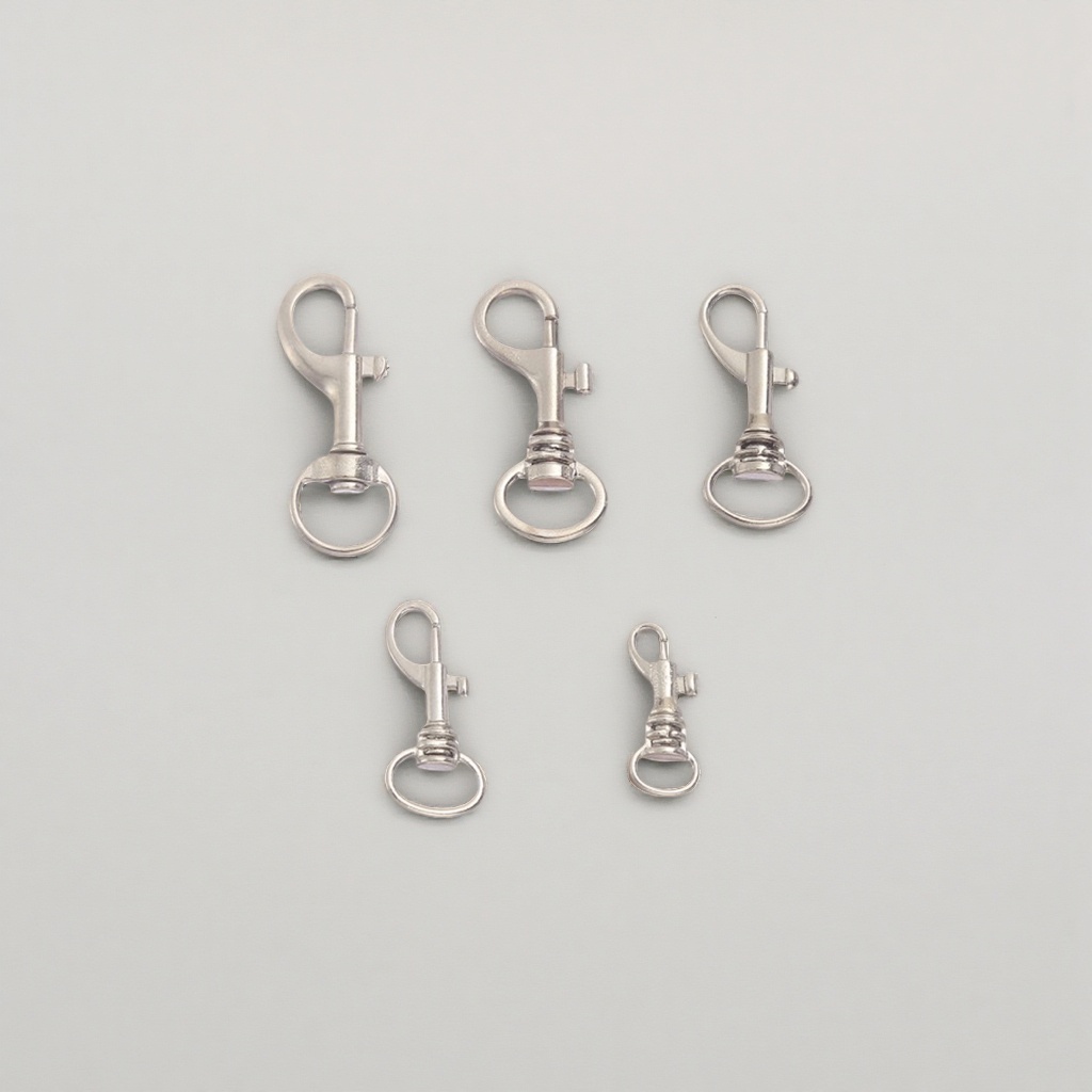 Metal hooks are thick and load-bearing, suitable for bathrooms and kitchens, and can be pasted without drilling Application Scenario
