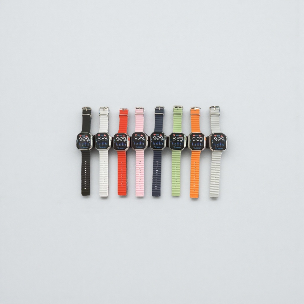 The metal case of the smartwatch has a long battery life of 15 days, GPS positioning and 20 sports modes details Picture