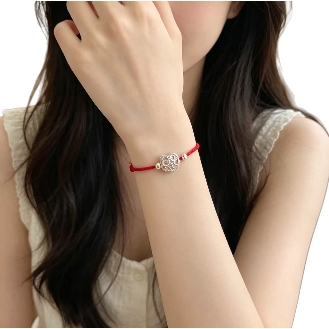 A fashionable and simple couple's style with a red rope bracelet and a silver owl pendant Item Picture