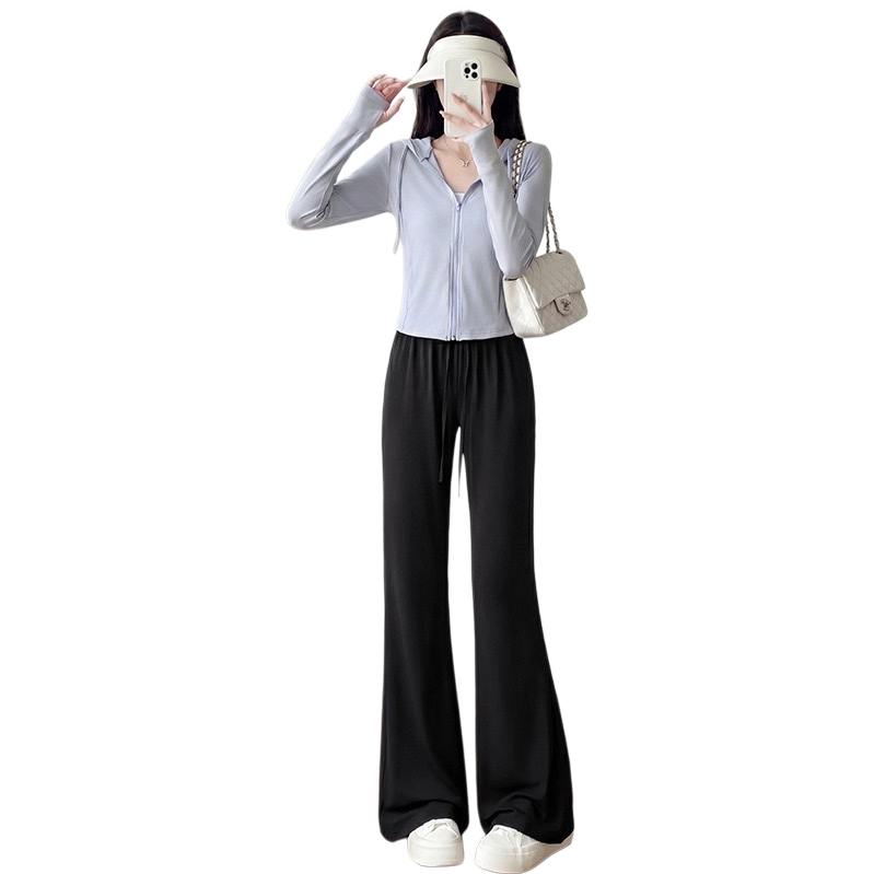 Black wide-leg pants for women, with a high waist and a slimming effect, are the same style for models Item Picture