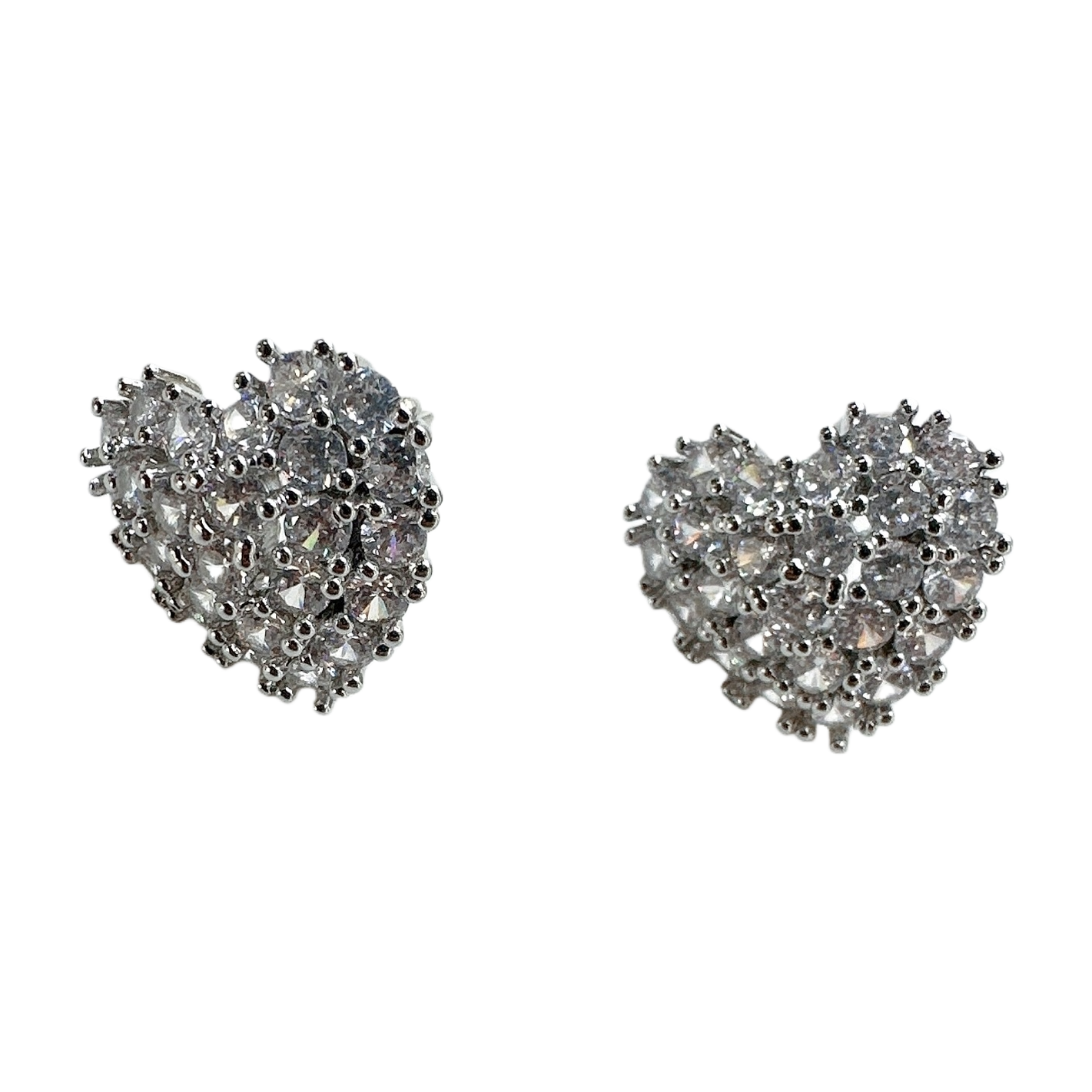 Heart-shaped diamond stud earrings set in 18K gold, a light luxury and fashionable accessory for women Item Picture