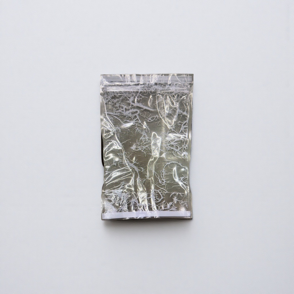 Transparent plastic bags contain white filamentous objects for laboratory teaching demonstration materials Application Scenario