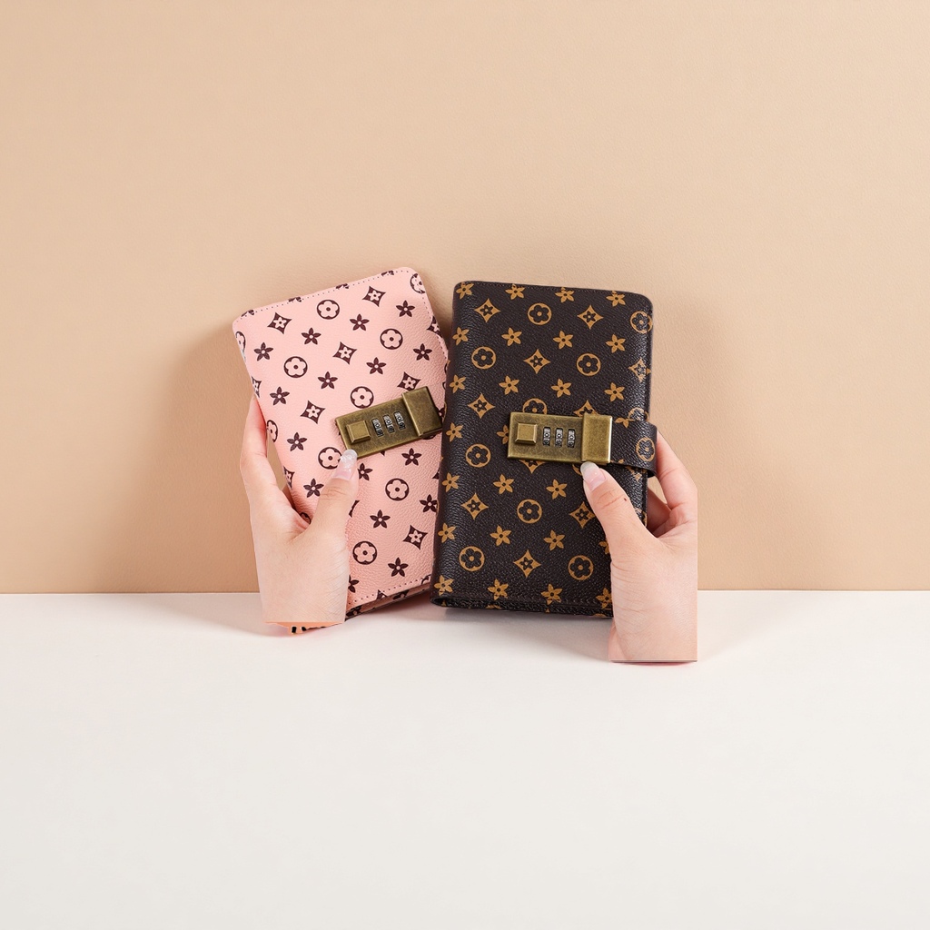 Rosa brown patrón combinación mosquetón cartera Application Scenario