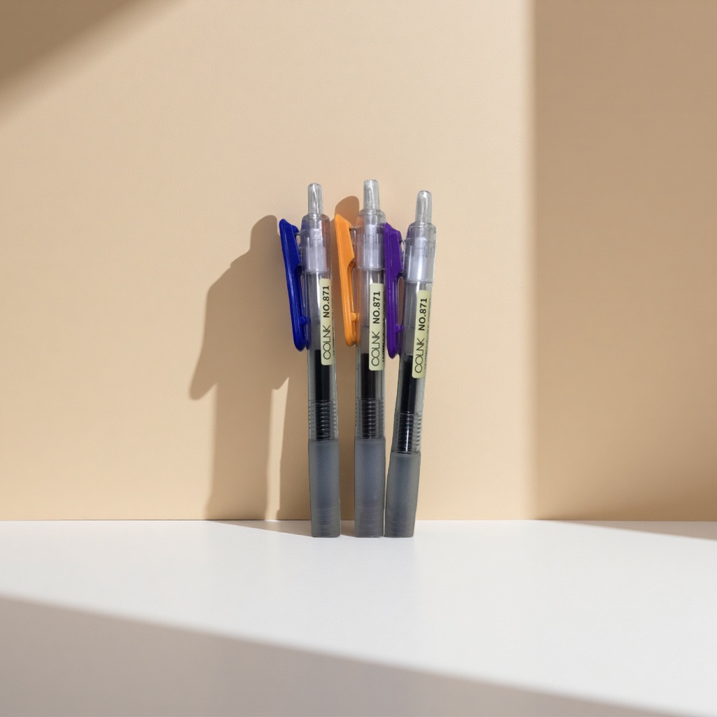 A set of three colored press-pen student office gel pens in black, blue and red Specification image