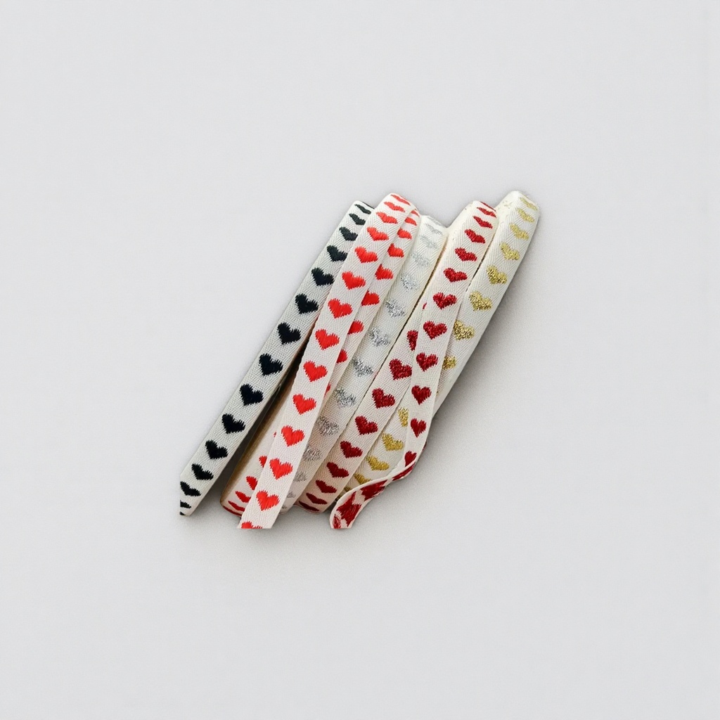 The white heart-shaped pattern webbing is 1.5cm wide and the length can be cut and sewn for DIY accessories Application Scenario