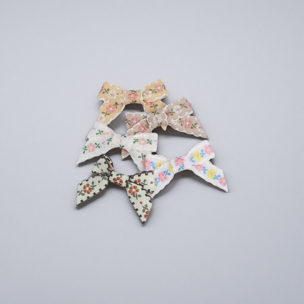 Colorful floral lace bow hair accessory, a sweet style headwear suitable for both girls and adults details Picture