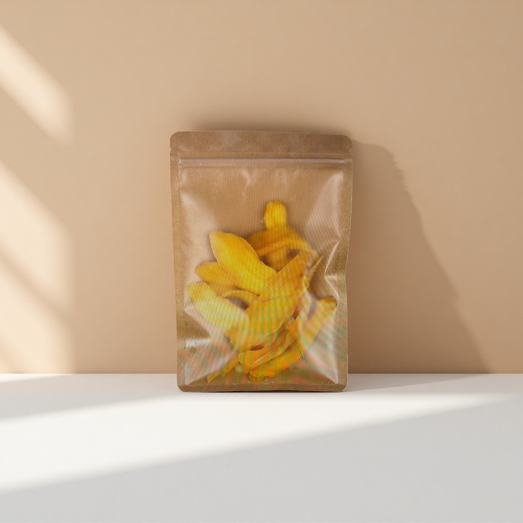 Brown self-sealing bag containing yellow dried ginger slices, sulfur-free smoked to remove fishy smell and enhance flavor, a must-have for the kitchen Application Scenario