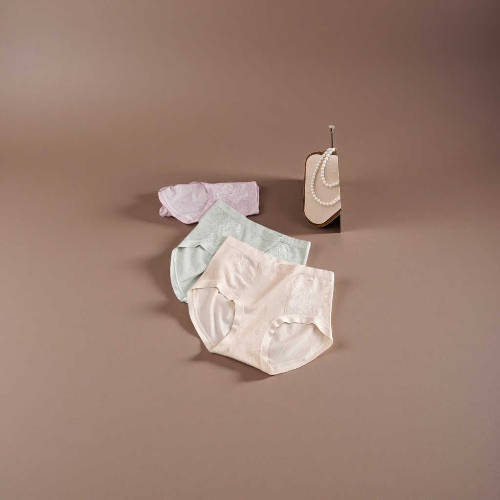 Light-colored pure cotton underwear for women, comfortable, breathable and seamless basic style Application Scenario