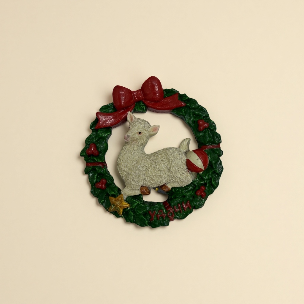 绿色花环装饰品 白色小羊造型 红色蝴蝶结 红白球形 金色星星 MERRY字样
