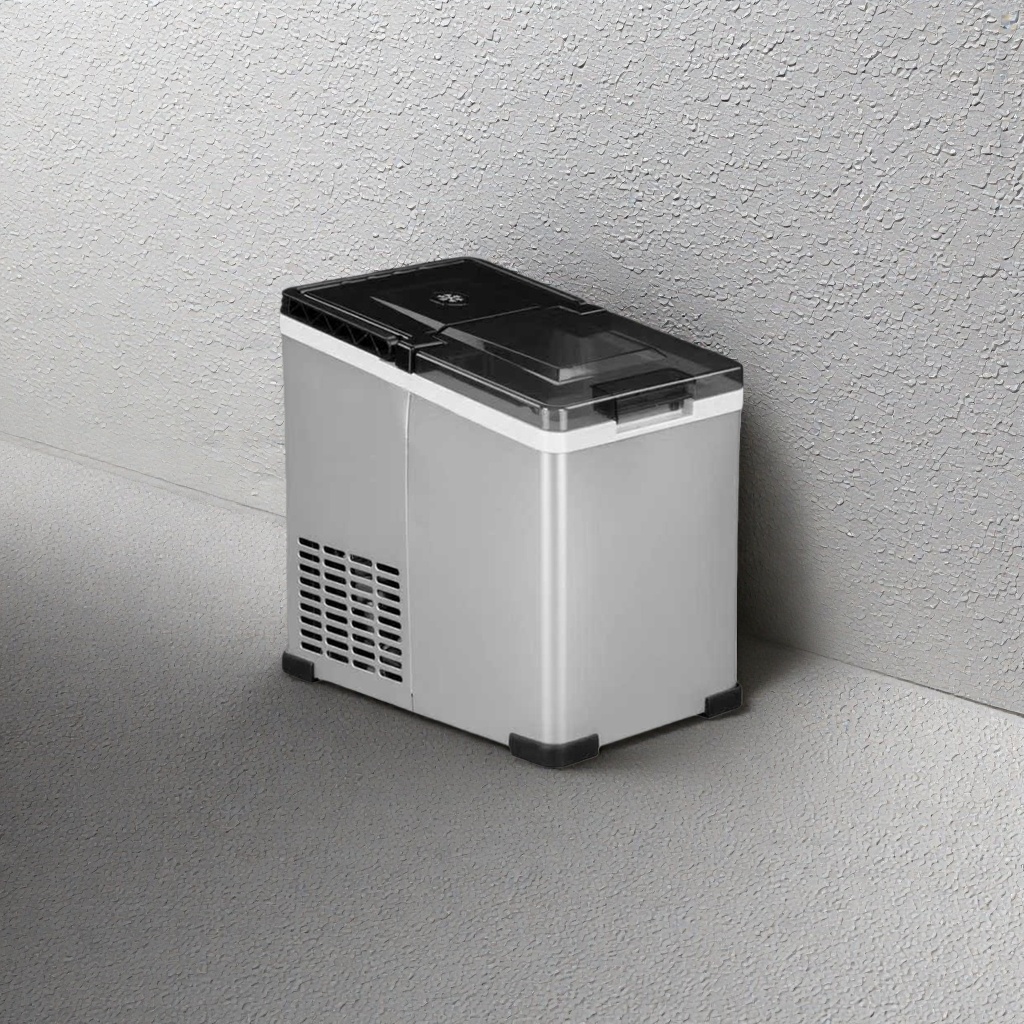 ICE16 car ice maker for refrigeration and freezing, 12V 24V car household ice maker