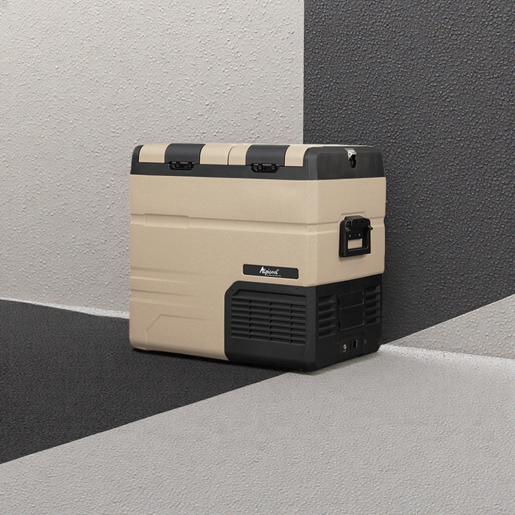 Refrigerador del coche refrigeración 12V 24V congelador de congelación rápida refrigerado TA35/45/55 para el coche general Application Scenario