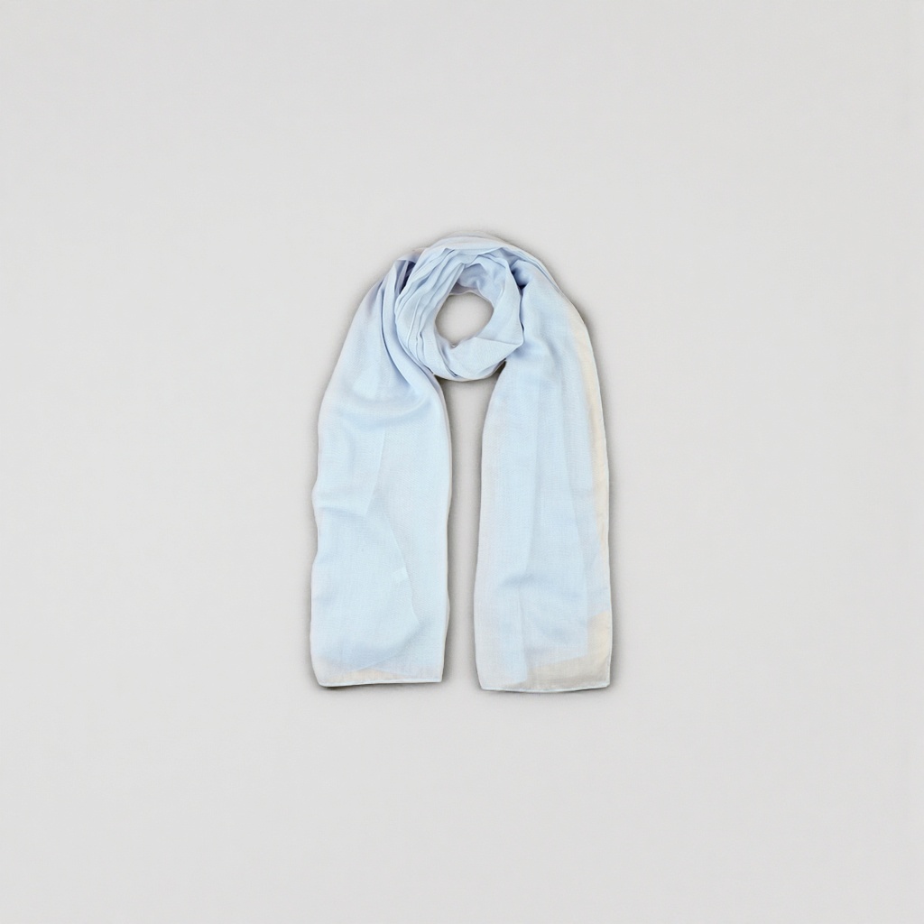 The light blue pure cotton scarf is warm and versatile in autumn and winter, suitable for both women and men Application Scenario