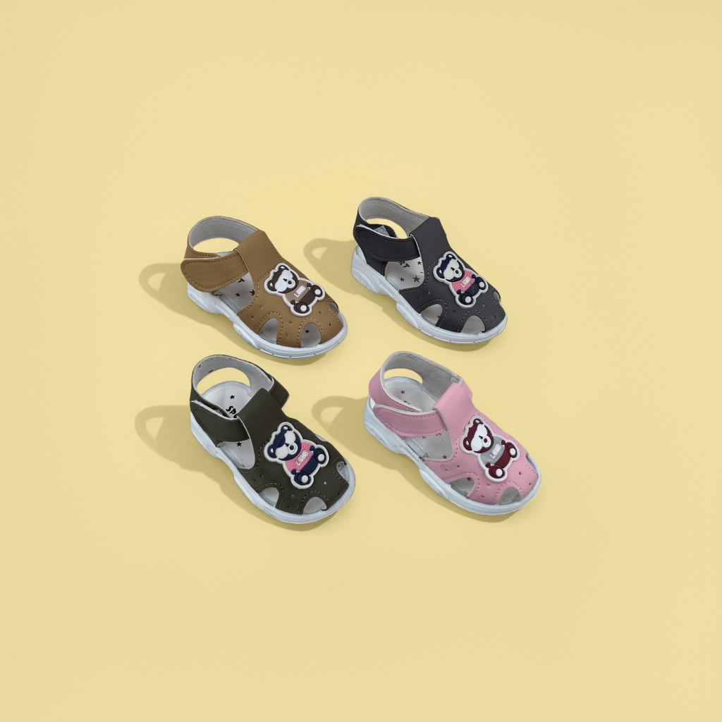 Children's sports shoes for boys, breathable mesh surface, spring light white children's shoes Item Picture