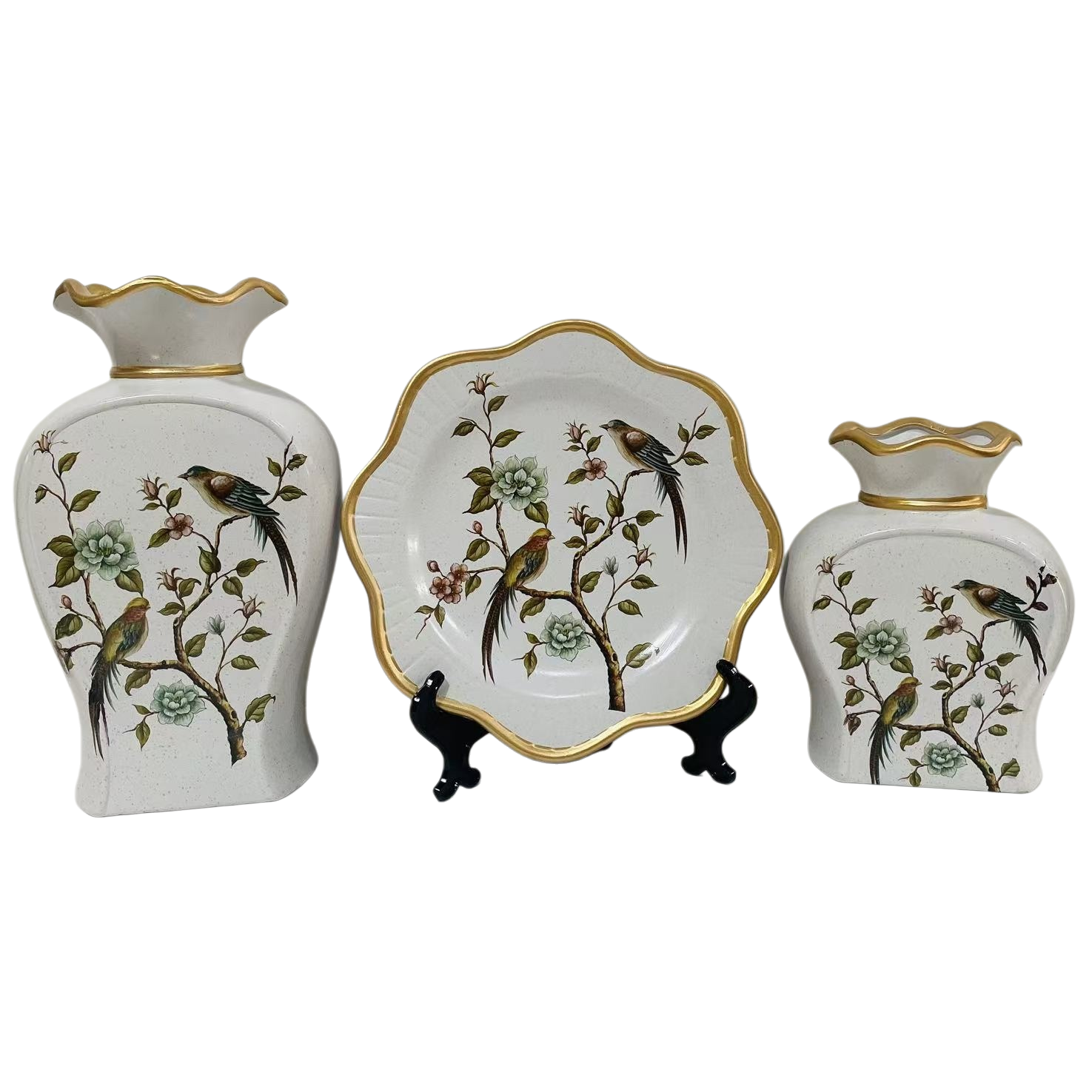 The 2026 new collection of white floral and bird patterned ceramic ornaments includes two vases and one lace plate. It is a ceramic vase for hotel and home decoration Application Scenario