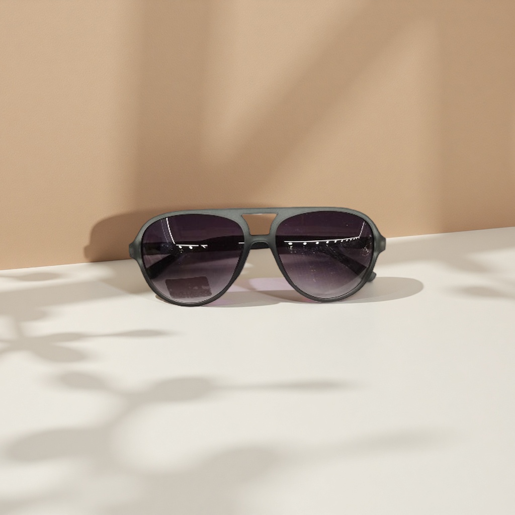 Grey sunglasses, fashionable UV-resistant polarized sunglasses, suitable for both men and women