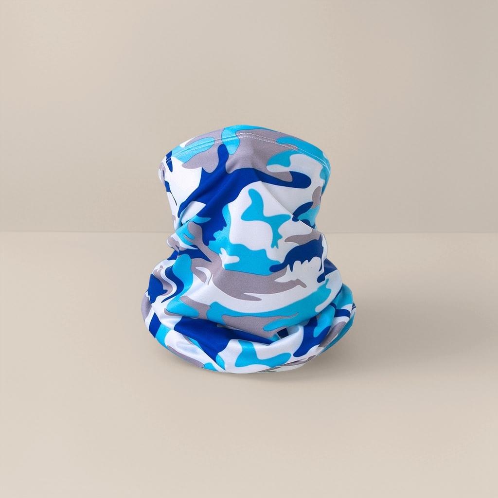 Blue, white and grey camouflage neck scarf for both men and women, warm, windproof and neck-protecting knitted neck scarf Application Scenario