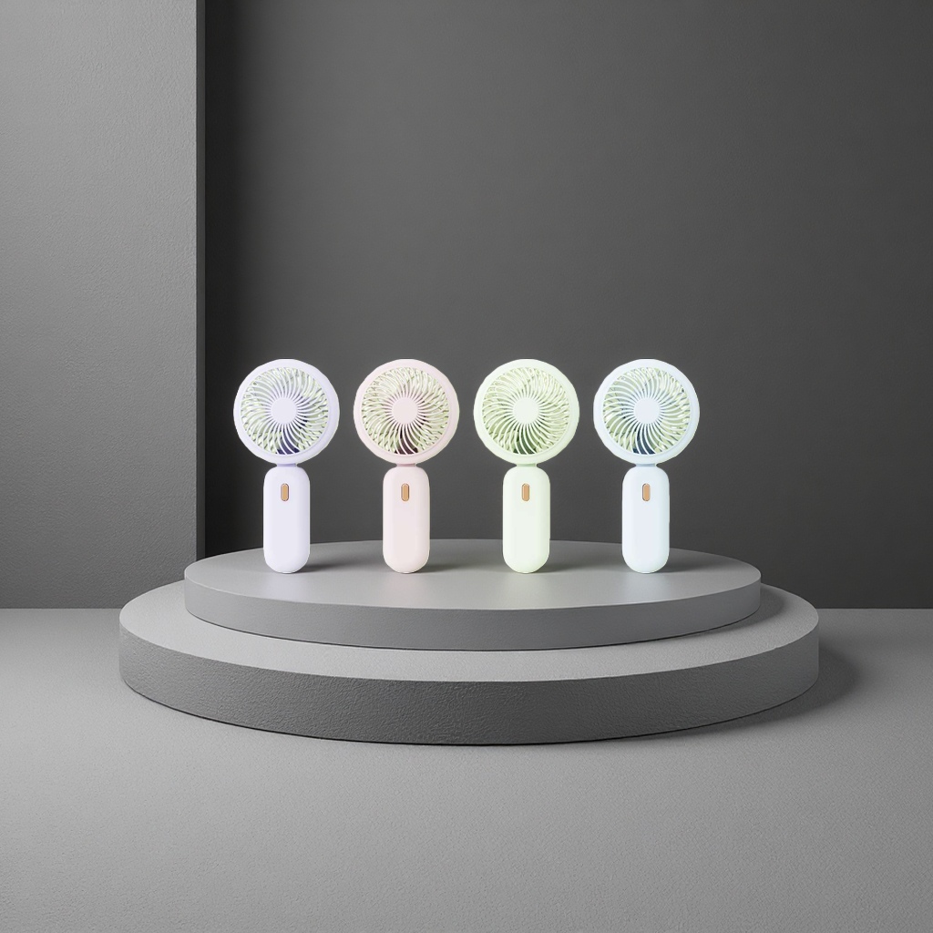 The main body of the simple folding handheld fan is available in four colors: light purple, pink white and light blue. It features circular fan blades and an arc-shaped handle. The height is 17cm, the width is 8.4cm and the thickness is 4.5cm Application Scenario