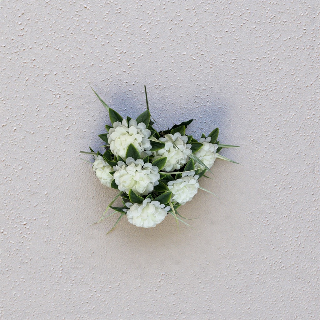White artificial flower bouquets for living room and bedroom decoration, flower art ornaments, and preserved flower gift boxes