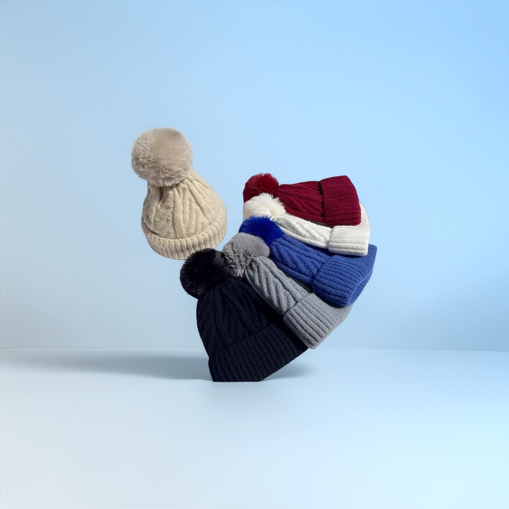 New autumn and winter knitted women's hats with multi-color woolen caps and pom-pom decorations for warmth Application Scenario