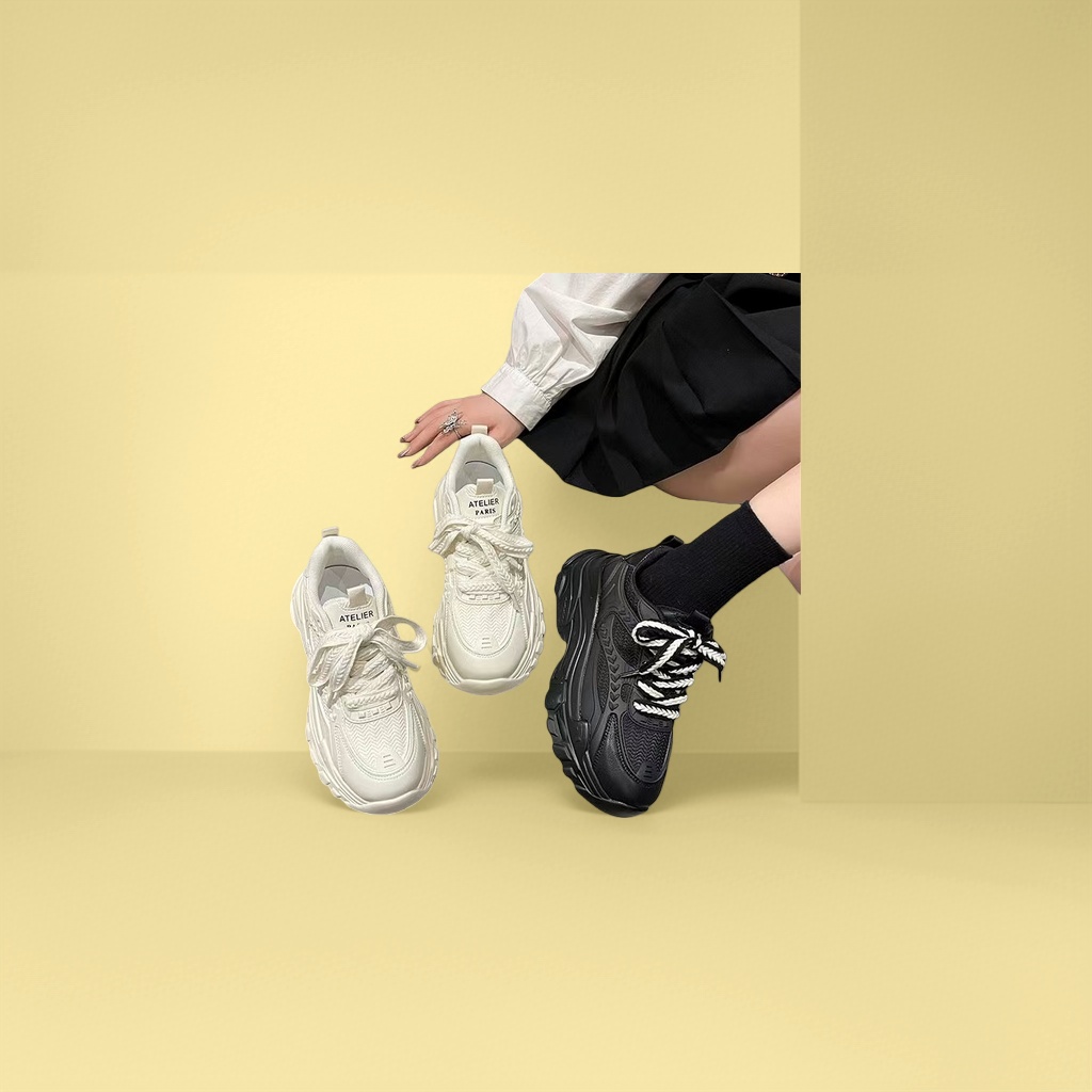 White sports shoes, black sports shoes, unisex breathable and lightweight running shoes Item Picture