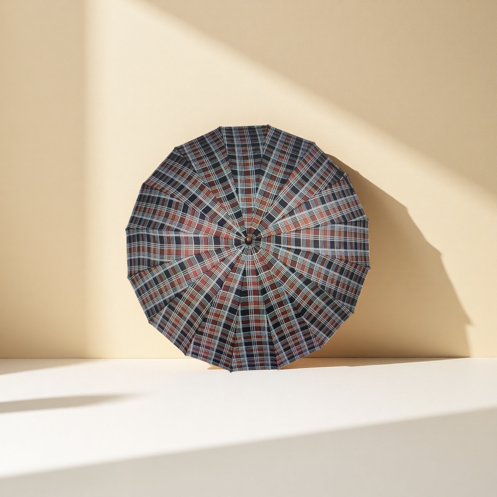 The checkered pattern folding umbrella is portable and can protect against sun and rain, suitable for both sunny and rainy days details Picture