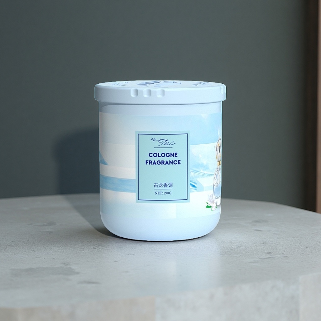 浅蓝渐变罐装古龙香调香水 白色盖子标签 100ml