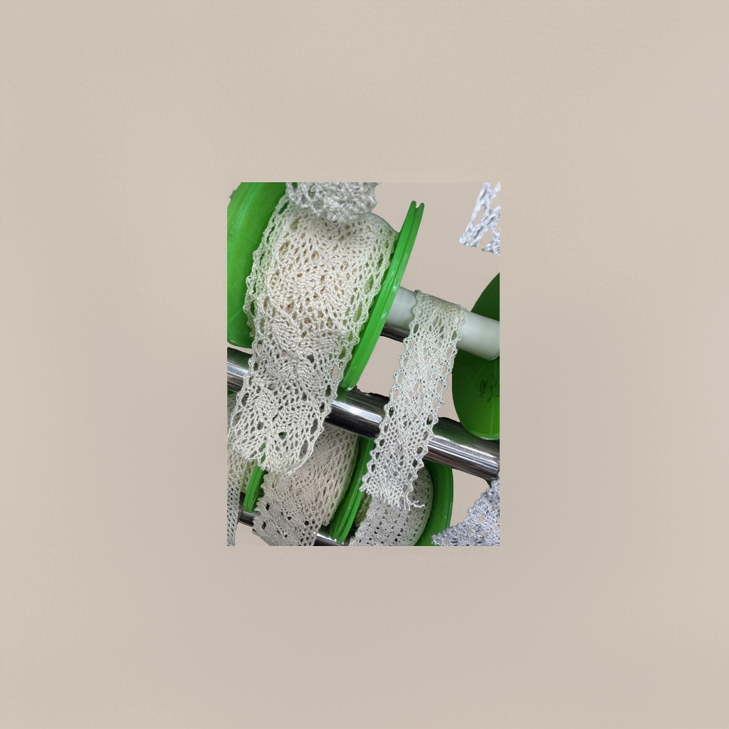 米白色钩针蕾丝花边 宽度2.5cm 卷装手工装饰布料