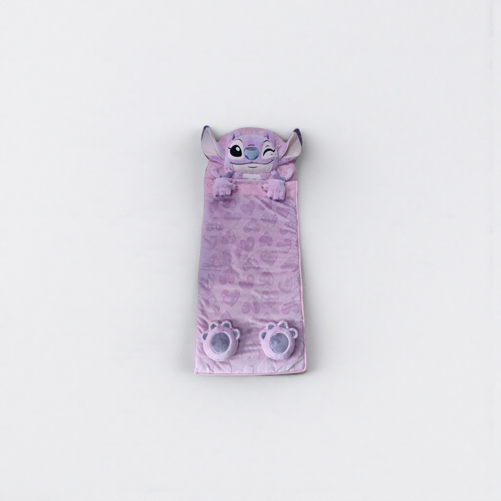 Pink stitch theme sleeping bag, purple doll head, heart-shaped claw print, pink claw pad Pink stitch theme sleeping bag, purple doll head, heart-shaped claw print, pink claw pad