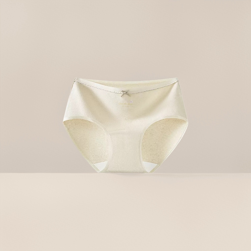 The off-white pure cotton women's underwear is breathable, comfortable, seamless and close-fitting Specification image
