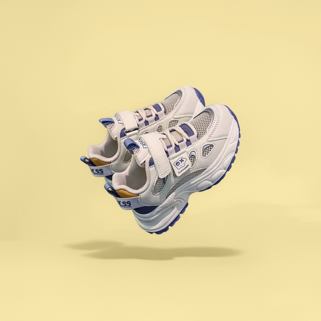 Zapatillas blancas para niños tela de malla transpirable soft suela para jardín de infancia primaria zapatos casuales diarios details Picture
