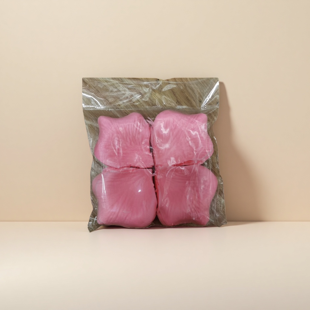 Pink petal scented body wash is a gentle, moisturizing and long-lasting bath product Application Scenario