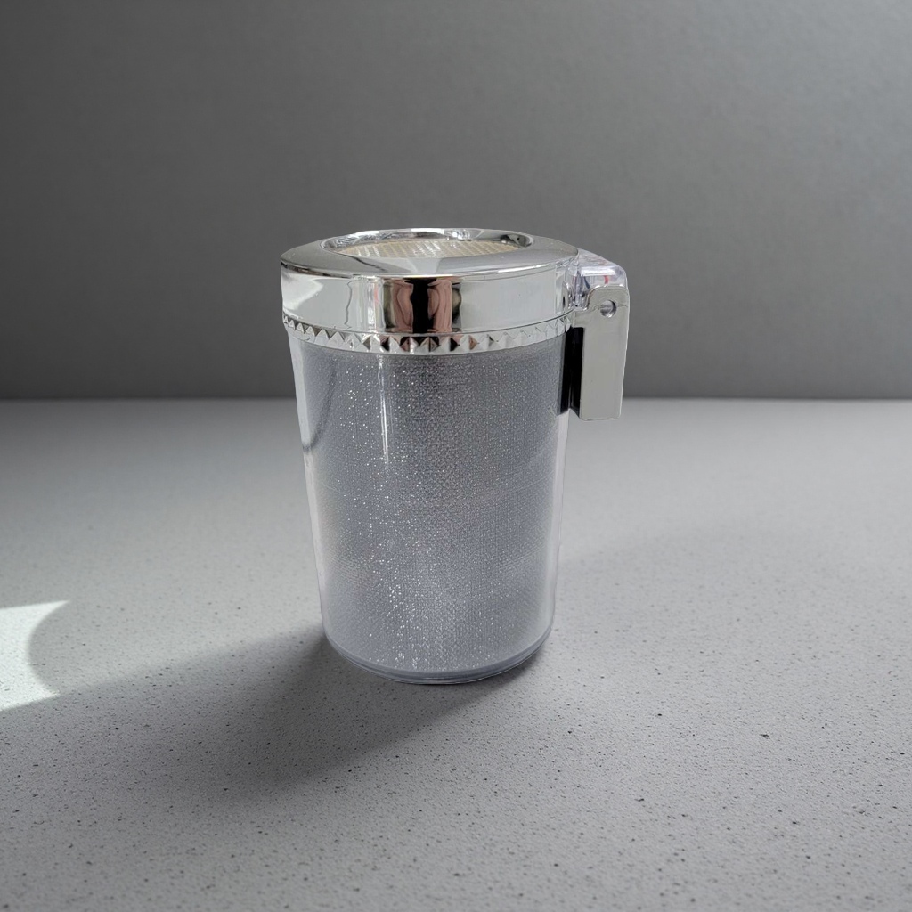 Silver glitter powder can cosmetic storage can, metallic glitter powder storage can Application Scenario
