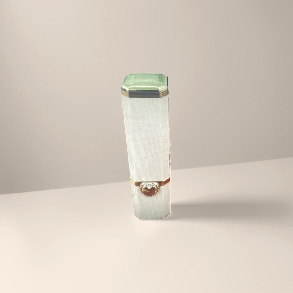A white lipstick tube with a green cap and golden heart-shaped decoration Specification image