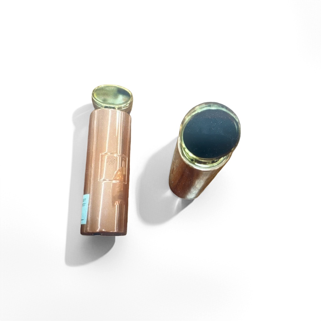 Copper-colored shell and golden cap lipstick, long-lasting color and moisturizing lipstick details Picture
