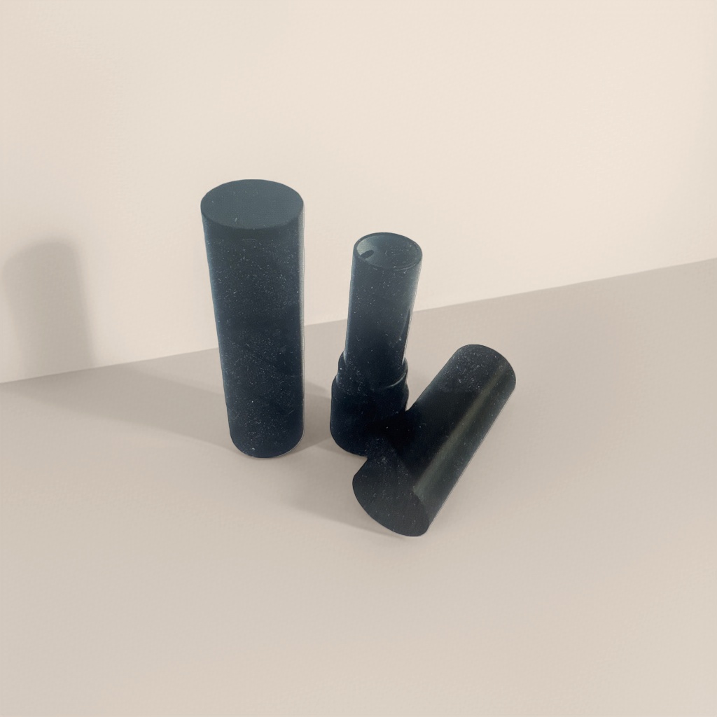 Black cylindrical lipstick is a moisturizing, hydrating, color-enhancing and long-lasting matte lipstick Specification image