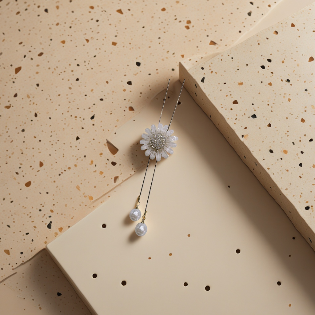 A white daisy-shaped pendant with double pearl tassels necklace, a fashionable and light luxury accessory for women