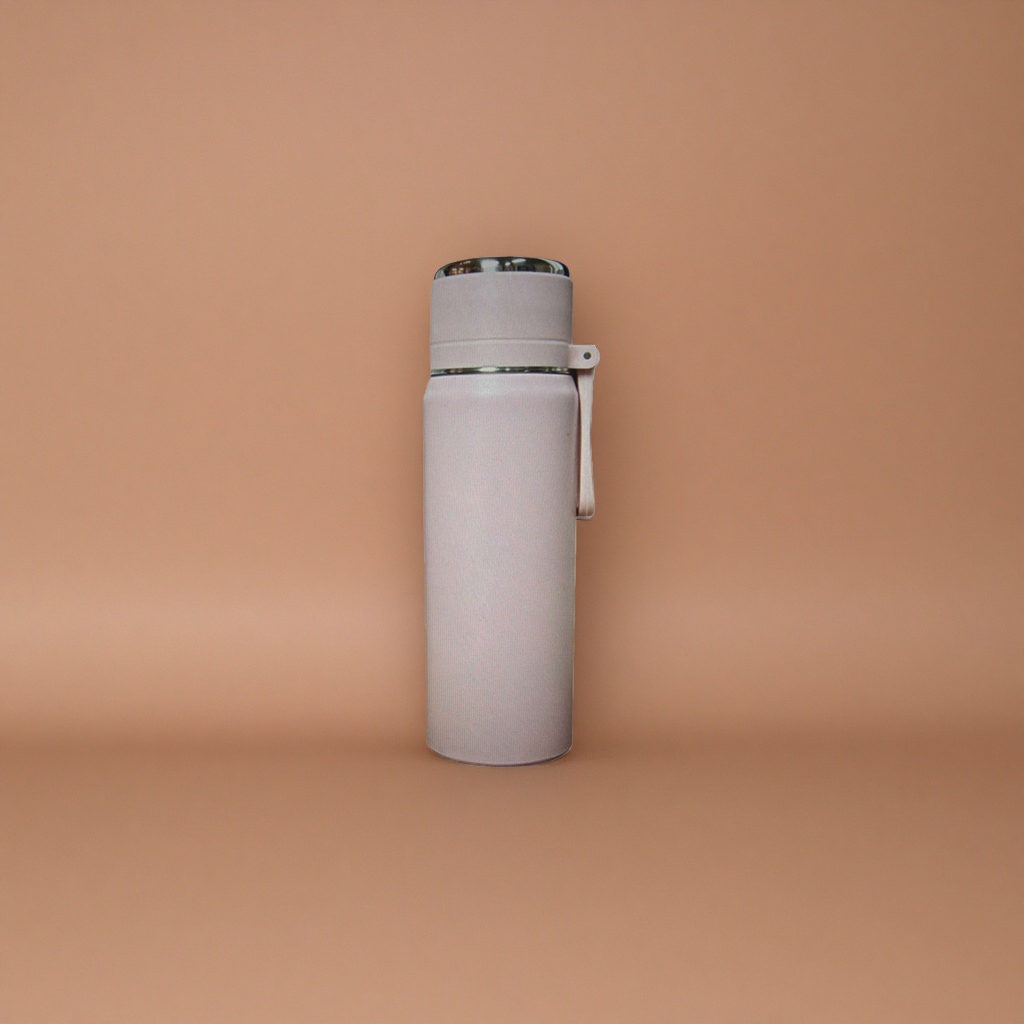 This pink insulated cup is specially designed for girls, with a soft matte finish and a lightweight, portable size of 350ml Application Scenario
