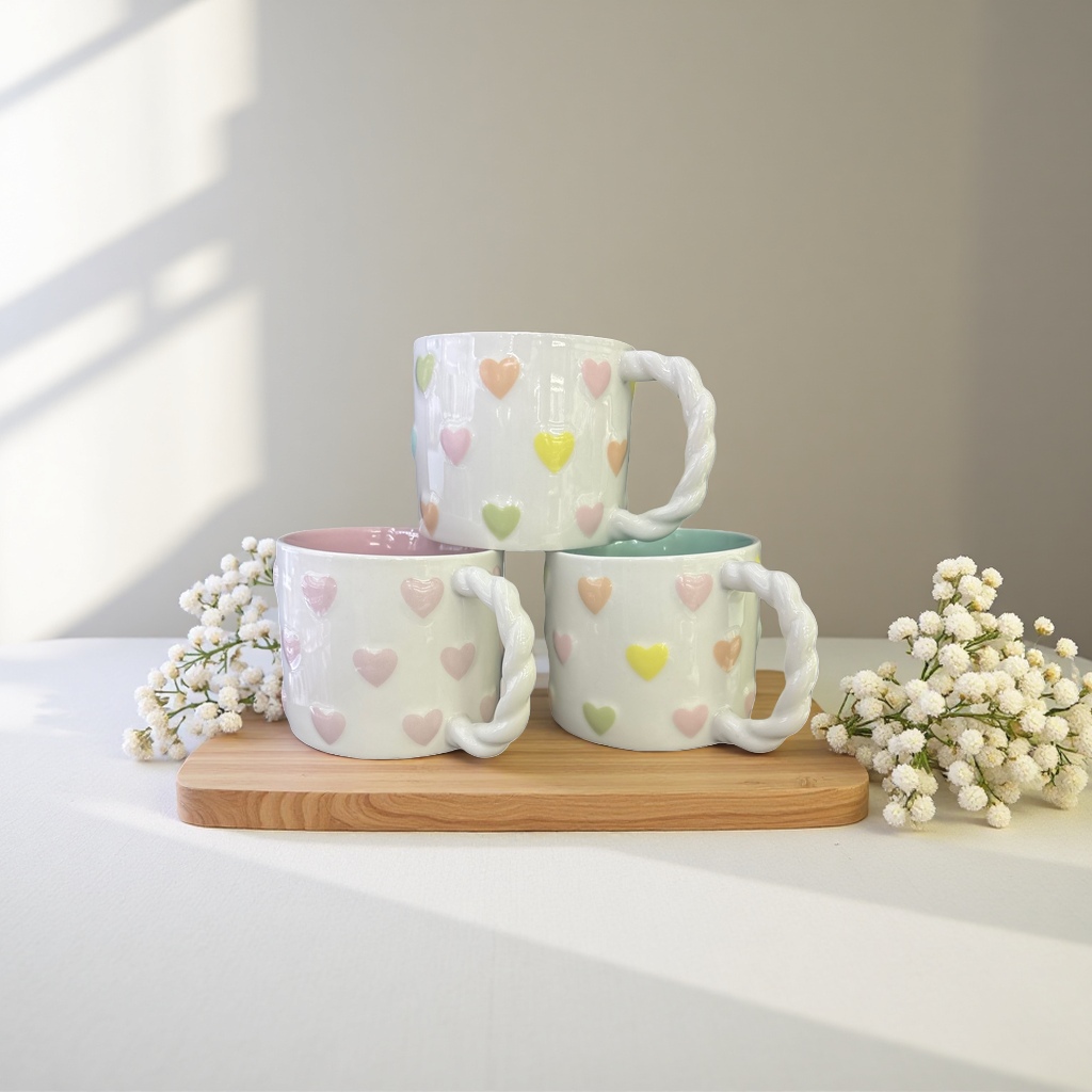 White heart-shaped patterned ceramic mug, ceramic water cup Application Scenario