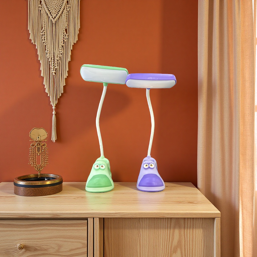 Colorful cartoon children's desk lamp, dimmable eye-protecting learning lamp, multi-color design creative desktop desk lamp Application Scenario