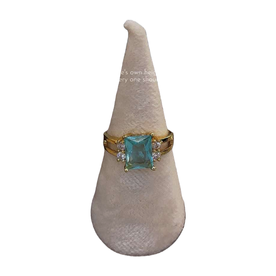 خواتم ذهبية زرقاء خضراء مربعة من الأحجار الكريمة مع الأرز الأبيض من الماس الشفاف Item Picture
