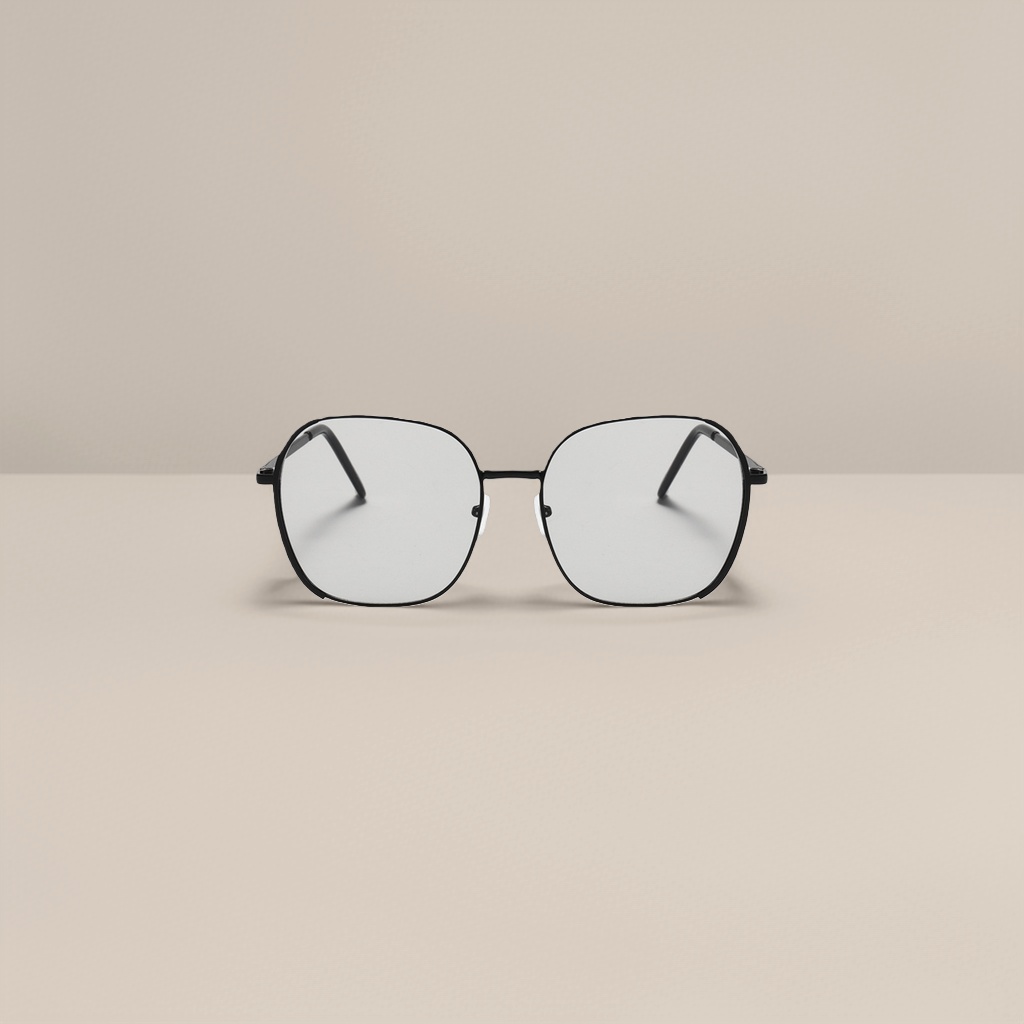 Black-framed and grey-lens sunglasses, fashionable UV-resistant polarized sunglasses Application Scenario