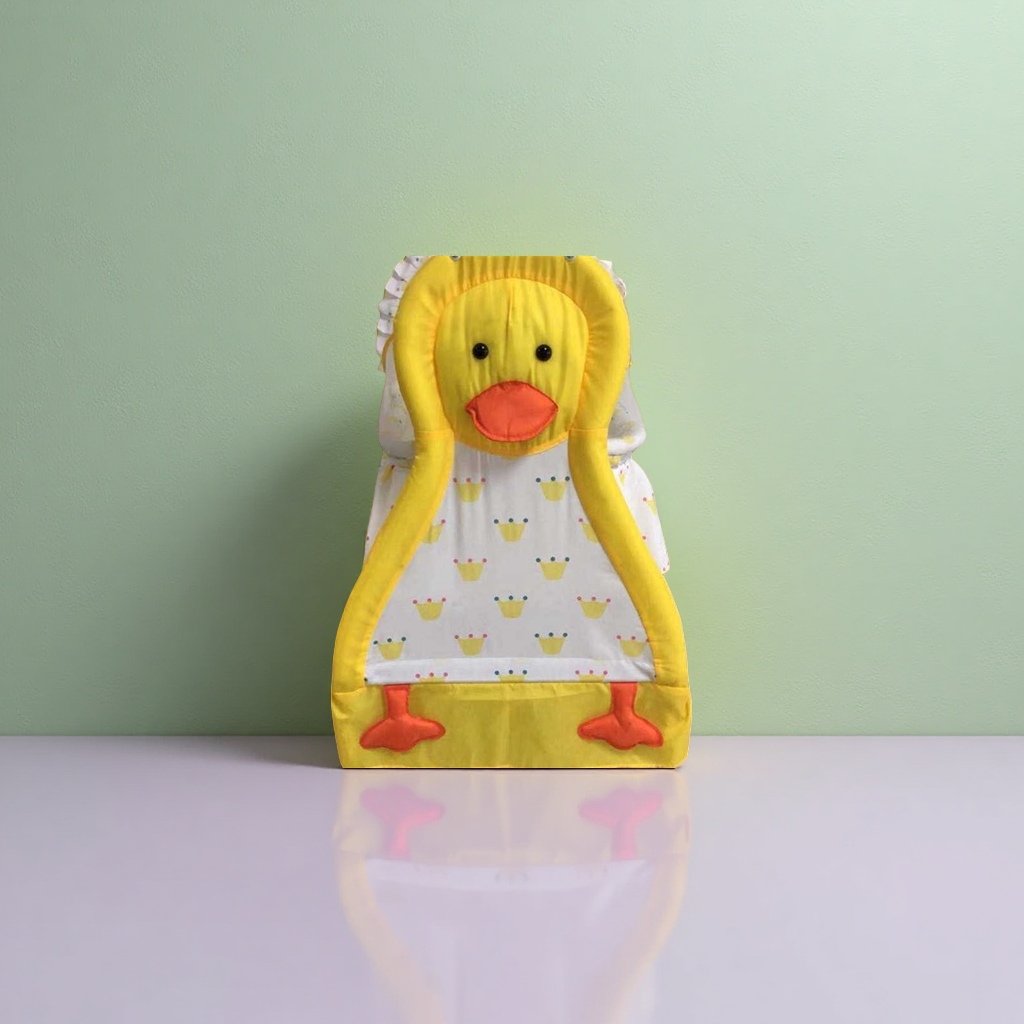 The yellow duck-shaped baby seat is safe, stable and adjustable details Picture