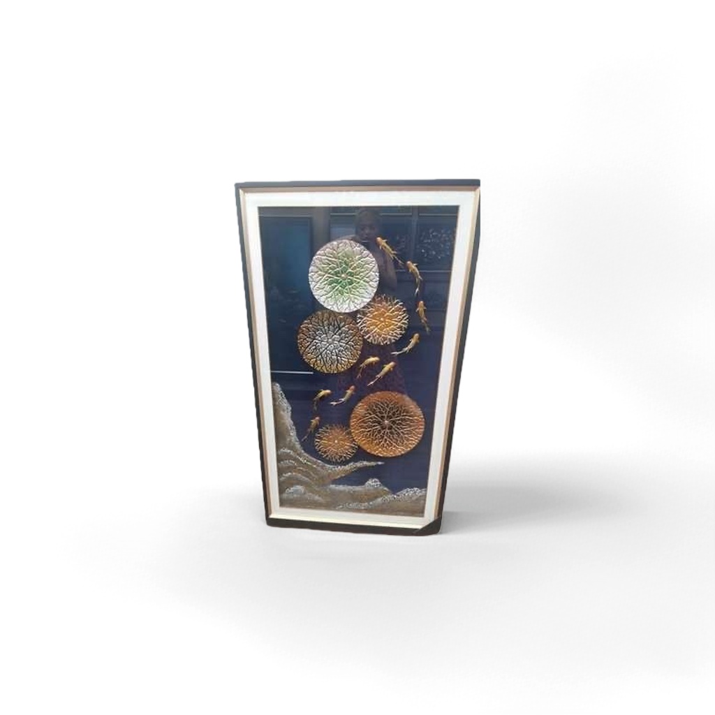 金色鱼群与圆形浮雕装饰画产品图