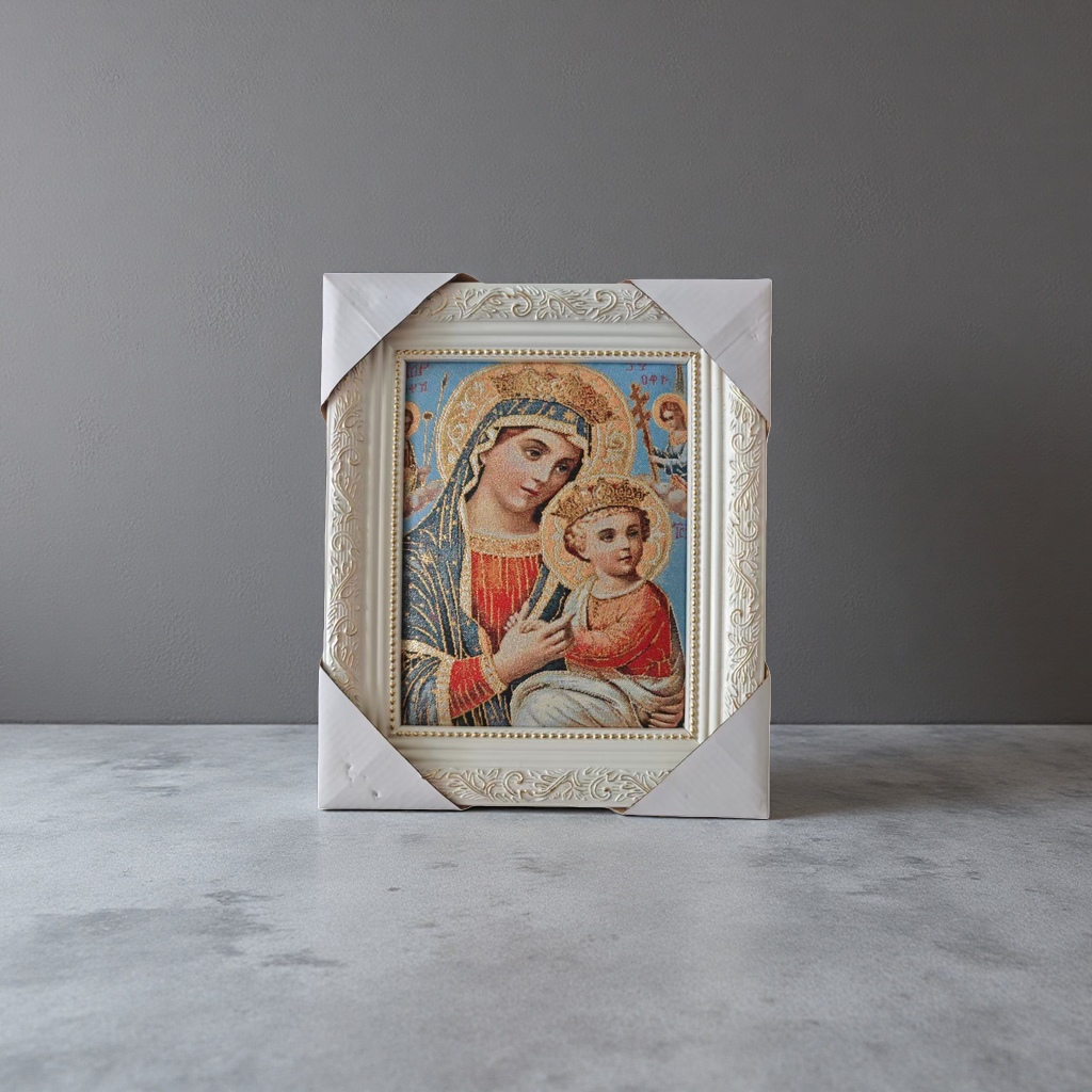 The white carved photo frame is decorated with a religious brocade painting of the Virgin and Child, hanging a painter's home ornament Application Scenario